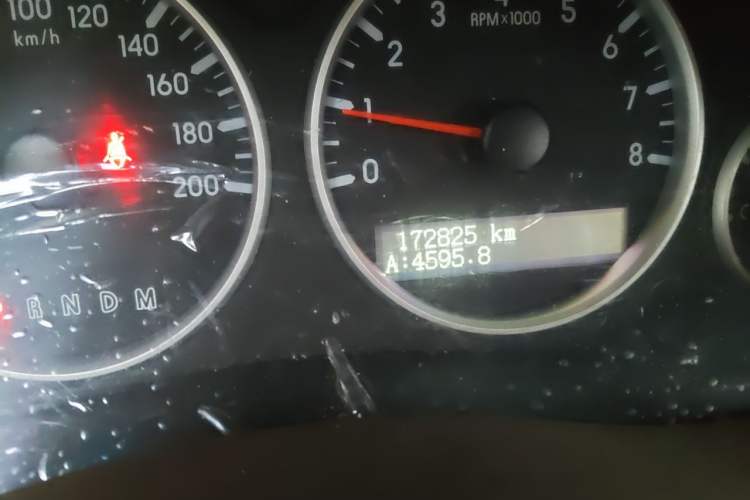 Used Buick GL8 2014 2.4L Classic Edition Odometer Close Up