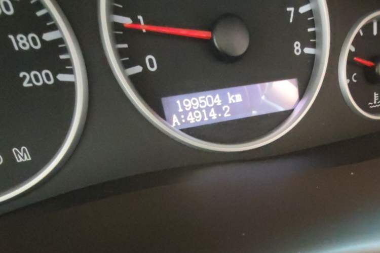Used Buick GL8 2014 2.4L Comfort Edition Odometer Close Up