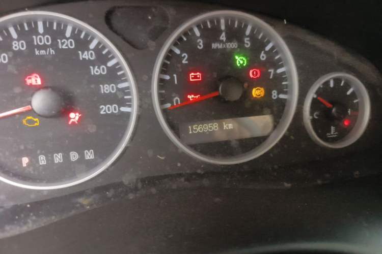 Used Buick GL8 2014 2.4L Executive Edition Odometer Close Up