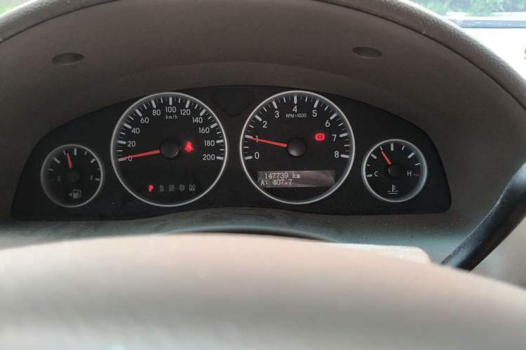 Used Buick GL8 2014 2.4L Classic Edition Odometer Close Up