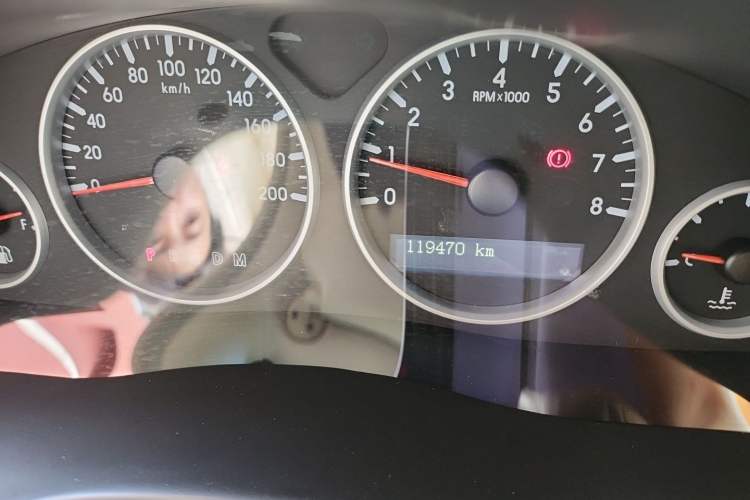 Used Buick GL8 2014 2.4L Executive Edition Odometer Close Up
