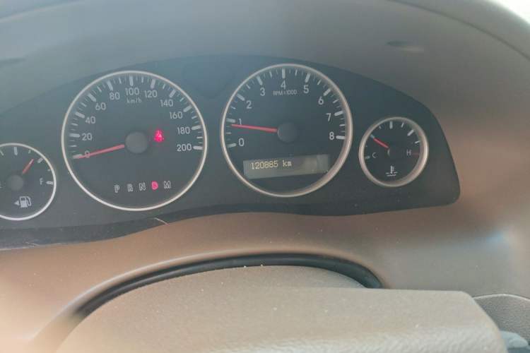 Used Buick GL8 2014 2.4L Classic Edition Odometer Close Up