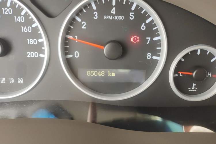 Used Buick GL8 2014 2.4L Classic Edition Odometer Close Up