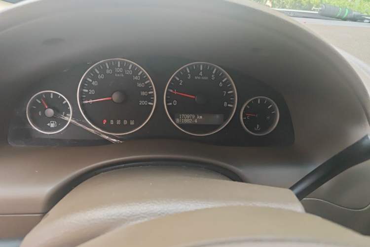 Used Buick GL8 2014 2.4L Comfort Edition Odometer Close Up