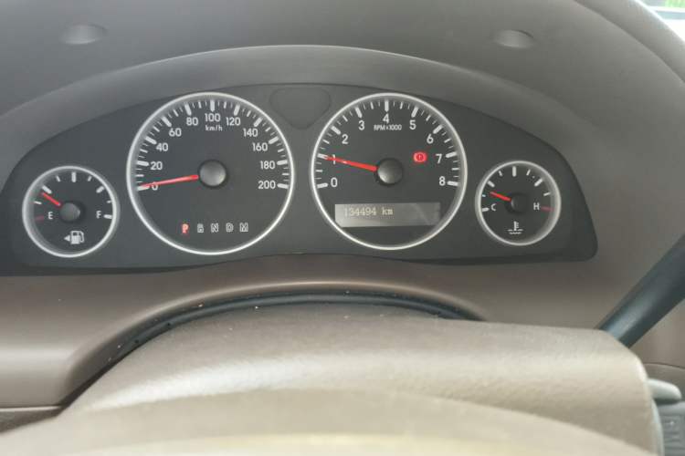 Used Buick GL8 2014 2.4L Classic Edition Odometer Close Up