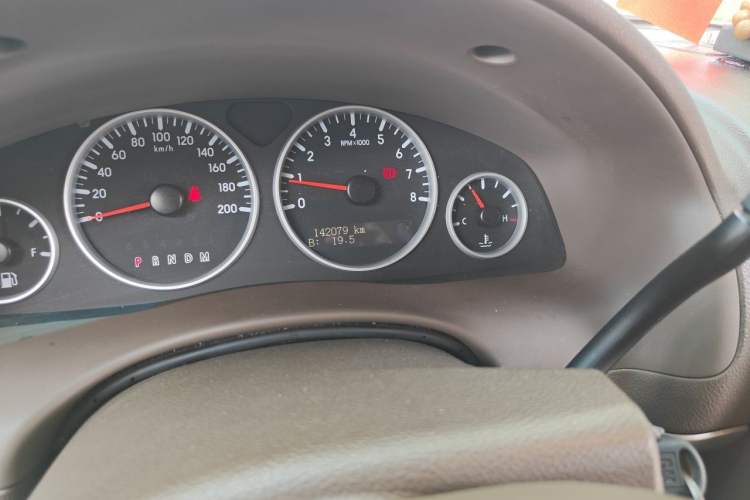 Used Buick GL8 2014 2.4L Classic Edition Odometer Close Up