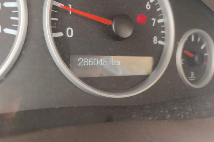 Used Buick GL8 2014 2.4L Comfort Edition Odometer Close Up
