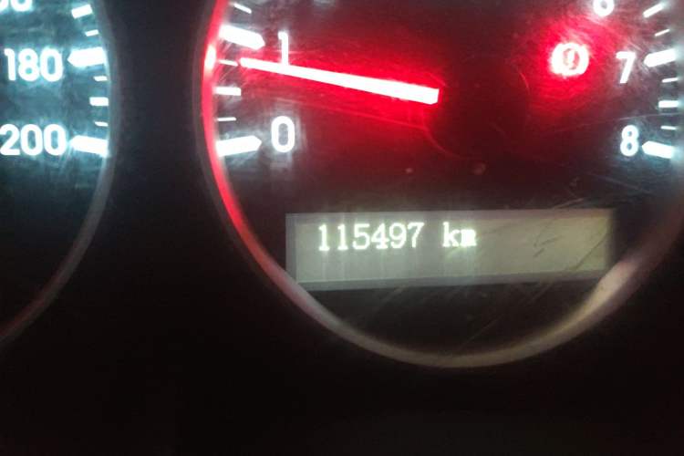 Used Buick GL8 2014 2.4L Classic Edition Odometer Close Up