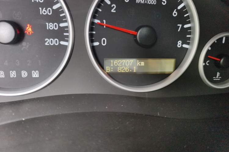Used Buick GL8 2014 2.4L Executive Edition Odometer Close Up
