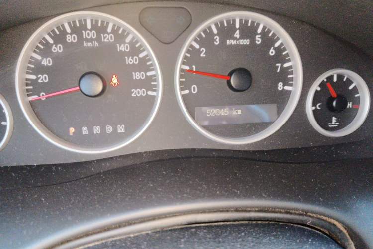 Used Buick GL8 2014 2.4L Executive Edition Odometer Close Up