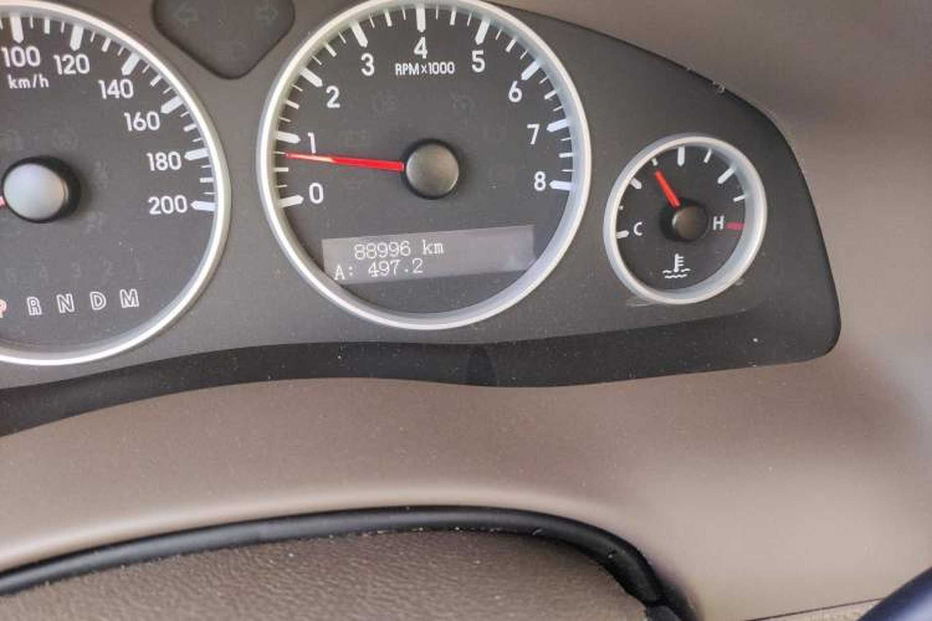 Used Buick GL8 2014 2.4L Classic Edition Odometer Close Up