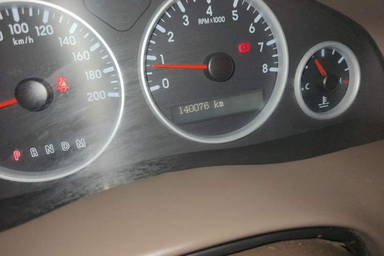 Used Buick GL8 2014 2.4L Classic Edition Odometer Close Up