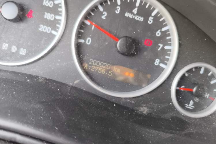 Used Buick GL8 2014 2.4L Executive Edition Odometer Close Up