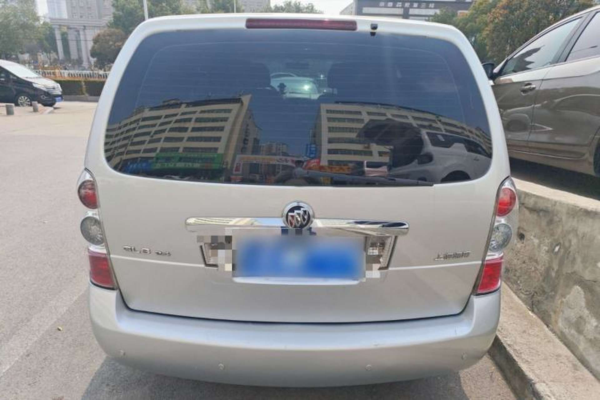 Used Buick GL8 2014 2.4L Classic Edition Rear