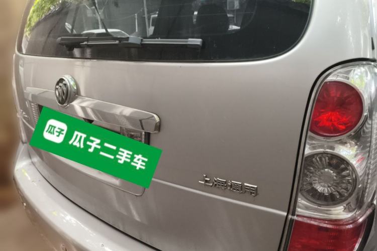 Used Buick GL8 2014 2.4L Comfort Edition Rear