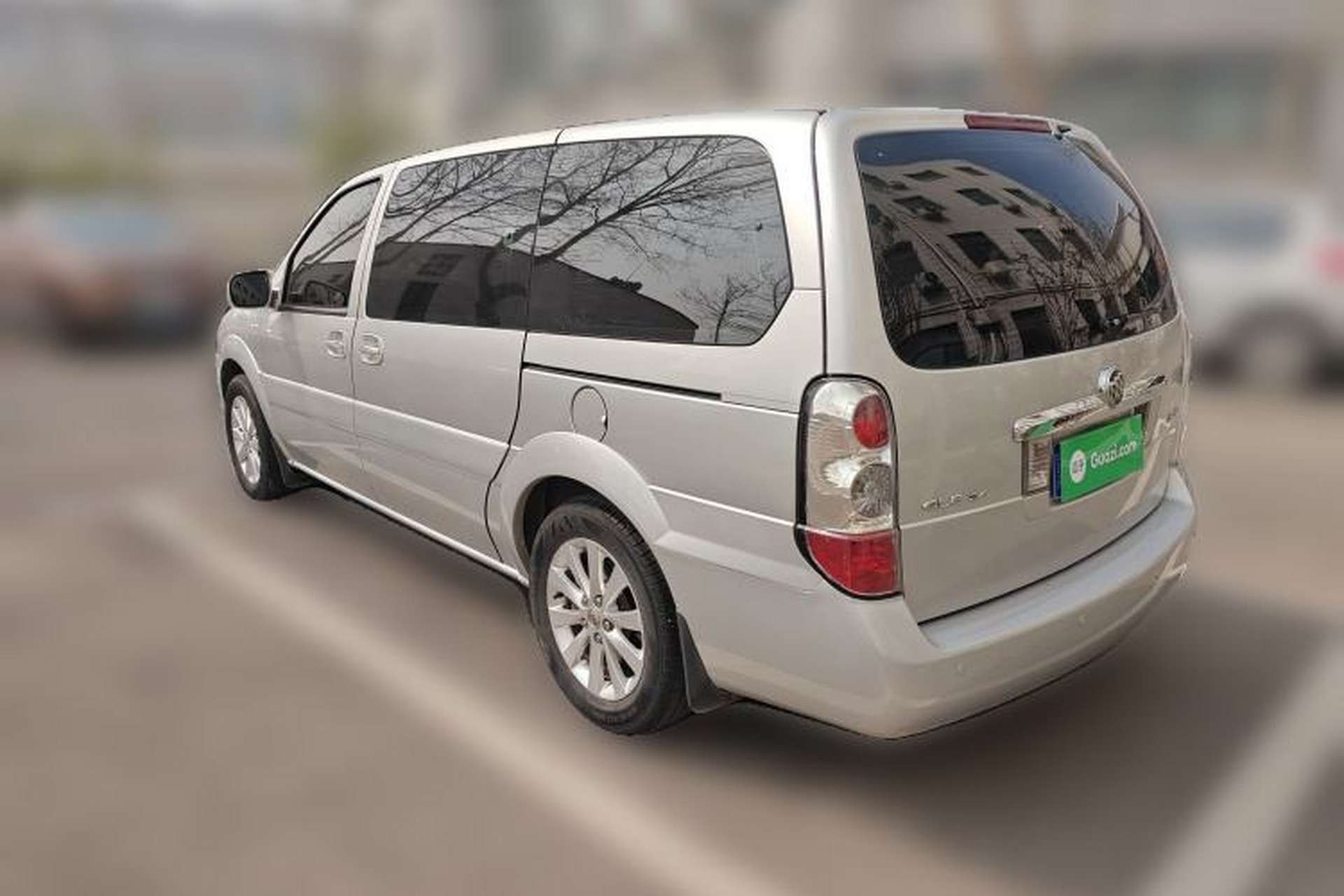 Used Buick GL8 2014 2.4L Comfort Edition Rear Left 45 Deg