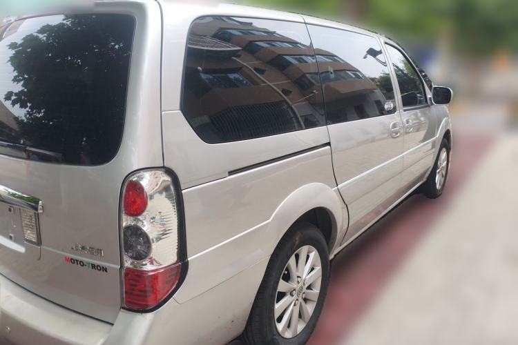 Used Buick GL8 2014 2.4L Comfort Edition Rear Right 45 Deg