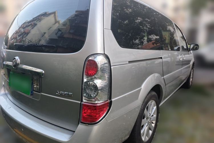 Used Buick GL8 2014 2.4L Classic Edition Rear Right 45 Deg