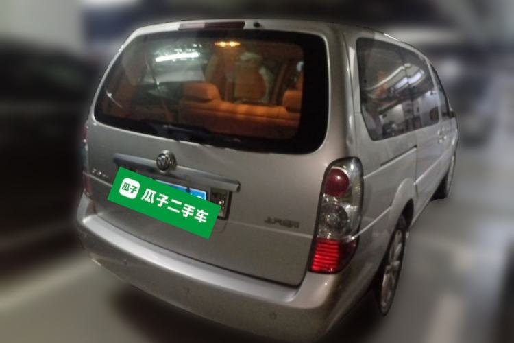Used Buick GL8 2014 2.4L Classic Edition Rear Right 45 Deg