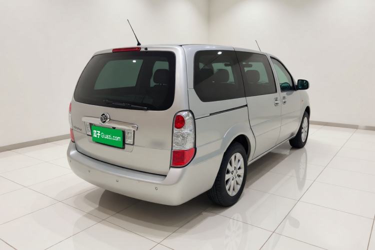 Used Buick GL8 2014 2.4L Classic Edition Rear Right 45 Deg