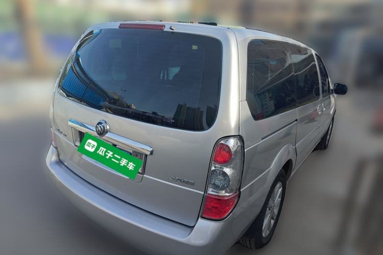 Used Buick GL8 2014 2.4L Classic Edition Rear Right 45 Deg