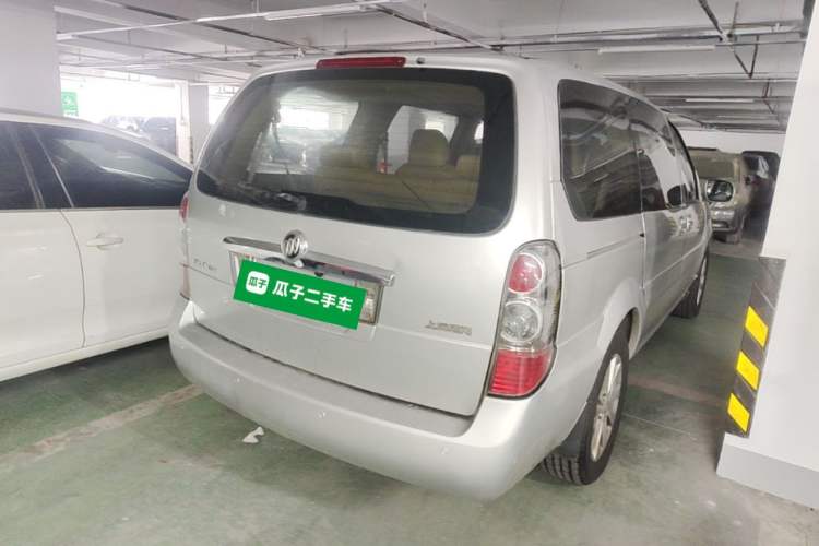 Used Buick GL8 2014 2.4L Classic Edition Rear Right 45 Deg