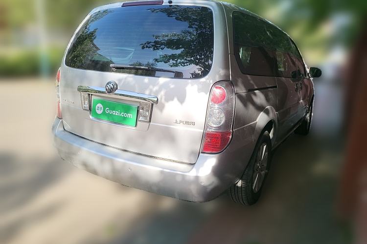 Used Buick GL8 2014 2.4L Classic Edition Rear Right 45 Deg