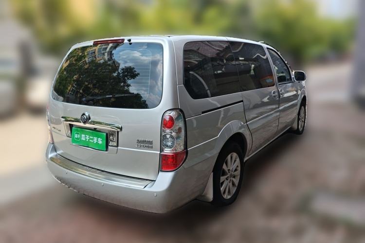 Used Buick GL8 2014 2.4L Classic Edition Rear Right 45 Deg
