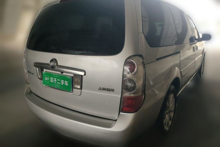 Used Buick GL8 2014 2.4L Classic Edition Rear Right 45 Deg