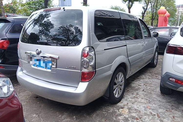 Used Buick GL8 2014 2.4L Classic Edition Rear Right 45 Deg