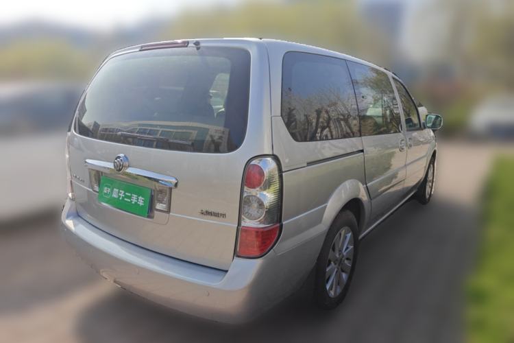 Used Buick GL8 2014 2.4L Classic Edition Rear Right 45 Deg