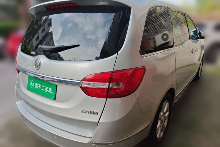 Used Buick GL8 2014 3.0L XT Luxury Business Flagship Edition Rear Right 45 Deg