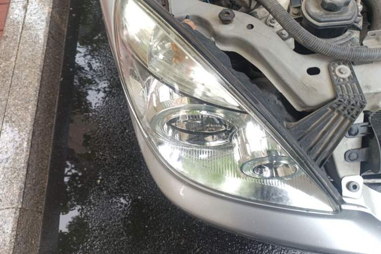Used Buick GL8 2014 2.4L Classic Edition Right Front Headlight