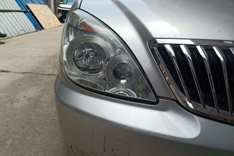 Used Buick GL8 2014 2.4L Classic Edition Right Front Headlight