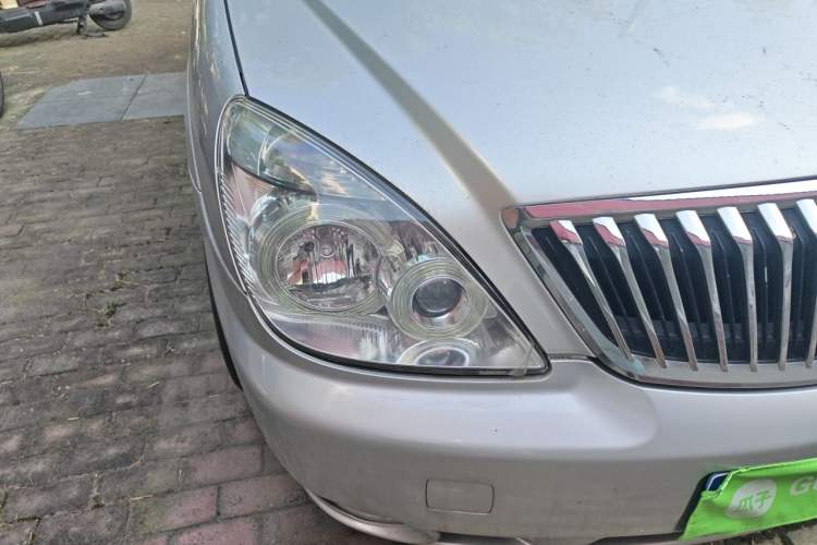 Used Buick GL8 2014 2.4L Classic Edition Right Front Headlight