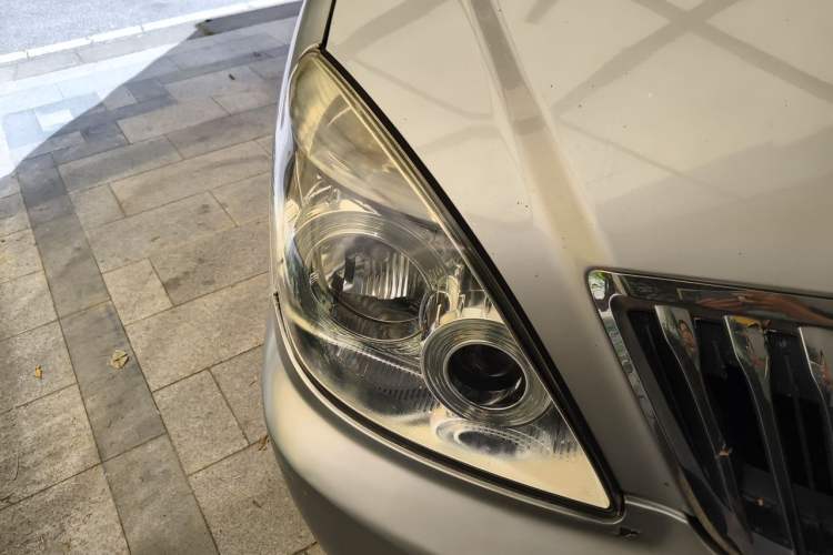 Used Buick GL8 2014 2.4L Classic Edition Right Front Headlight