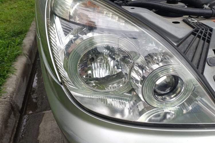 Used Buick GL8 2014 2.4L Executive Edition Right Front Headlight