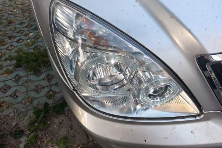 Used Buick GL8 2014 2.4L Classic Edition Right Front Headlight