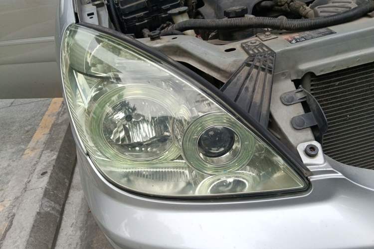 Used Buick GL8 2014 2.4L Classic Edition Right Front Headlight