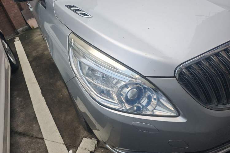 Used Buick GL8 2014 3.0L GT Luxury Business Haoya Edition Right Front Headlight