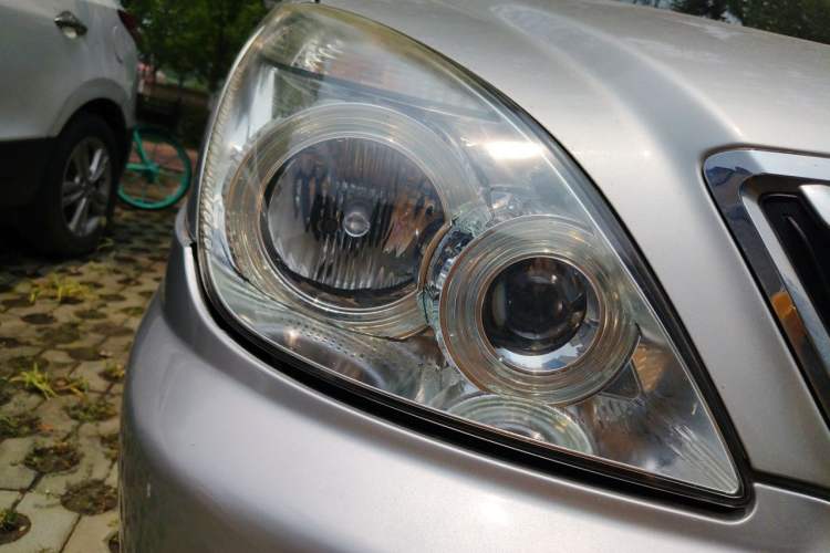 Used Buick GL8 2014 2.4L Classic Edition Right Front Headlight