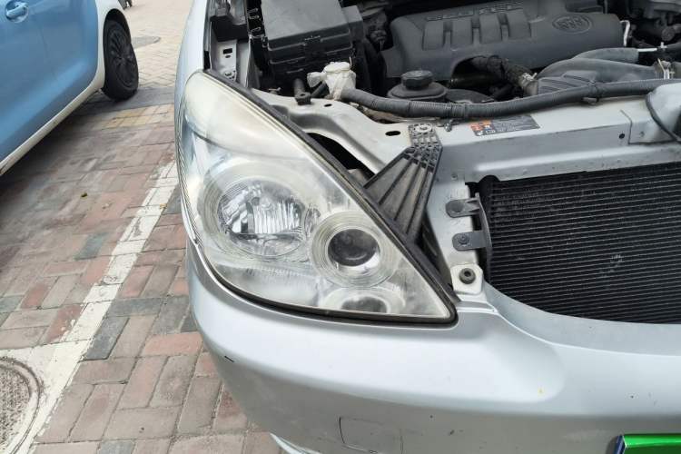 Used Buick GL8 2014 2.4L Comfort Edition Right Front Headlight