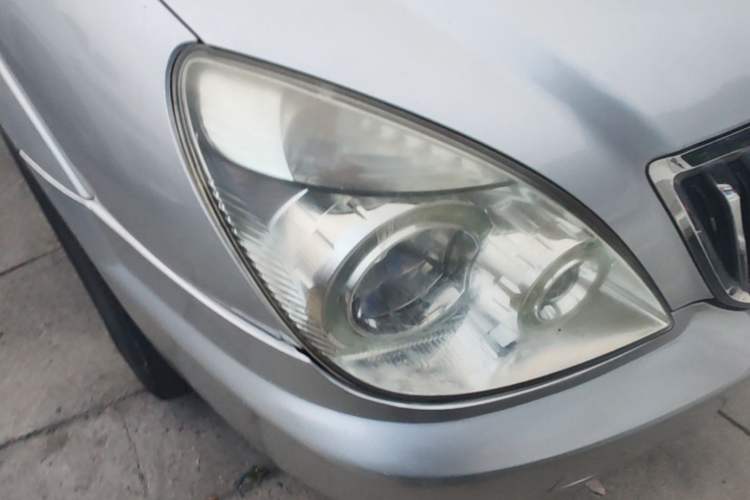 Used Buick GL8 2014 2.4L Executive Edition Right Front Headlight