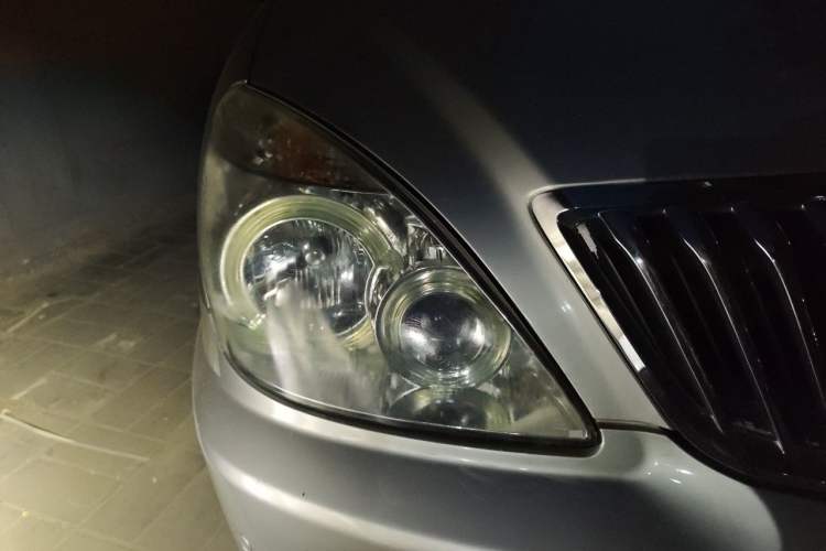 Used Buick GL8 2014 2.4L Classic Edition Right Front Headlight