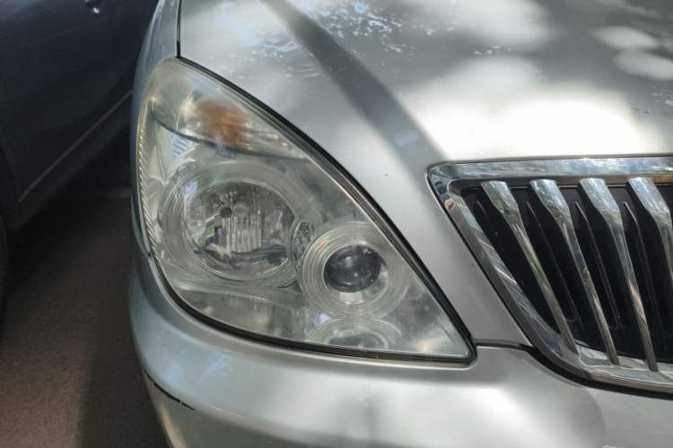 Used Buick GL8 2014 2.4L Comfort Edition Right Front Headlight