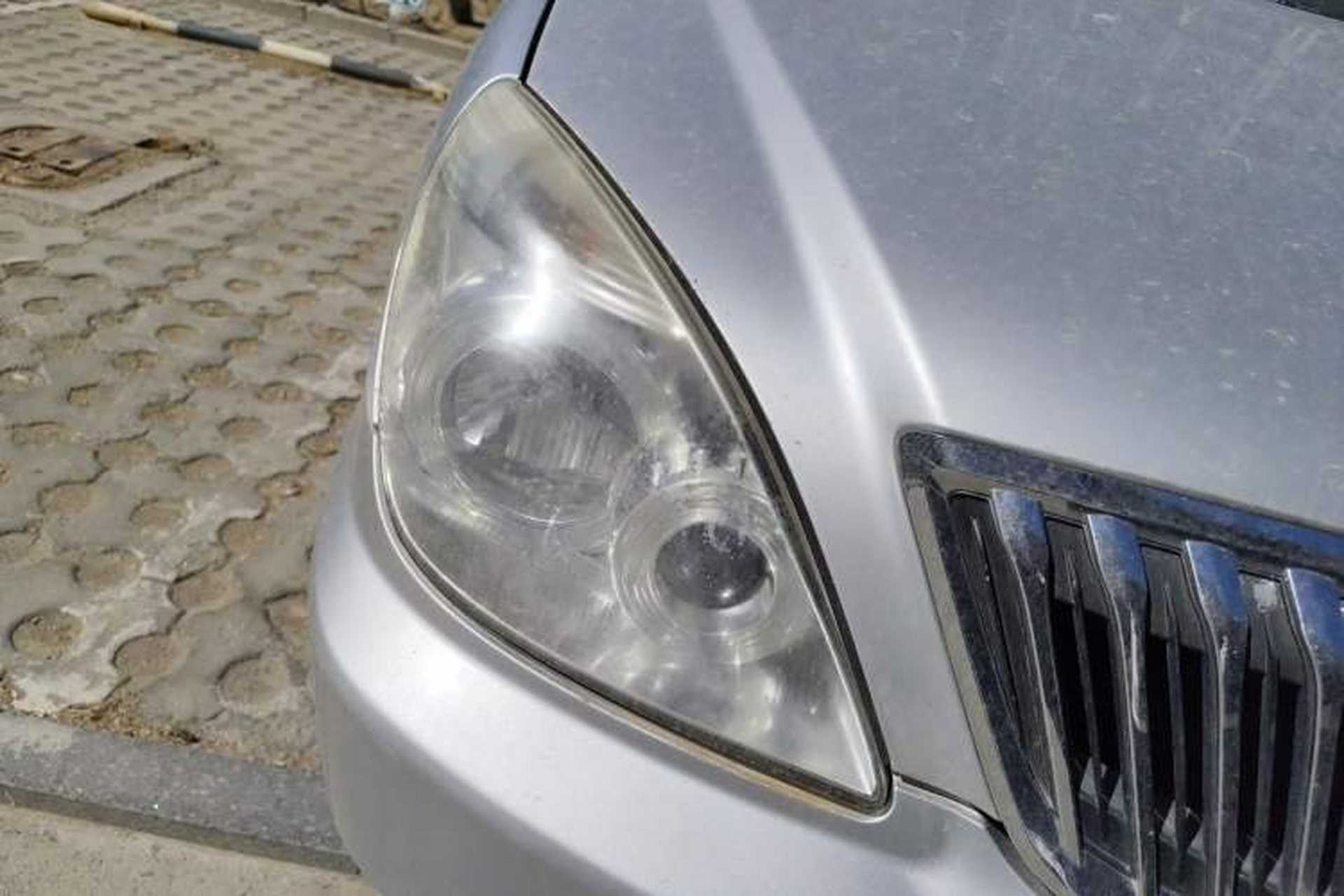 Used Buick GL8 2014 2.4L Classic Edition Right Front Headlight