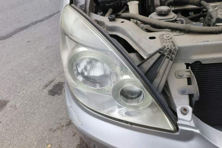 Used Buick GL8 2014 2.4L Executive Edition Right Front Headlight