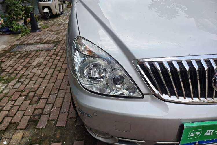 Used Buick GL8 2014 2.4L Classic Edition Right Front Headlight