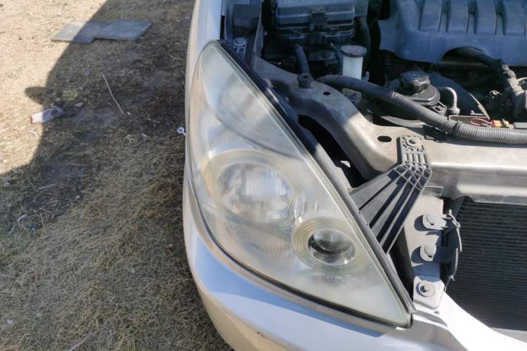 Used Buick GL8 2014 2.4L Classic Edition Right Front Headlight