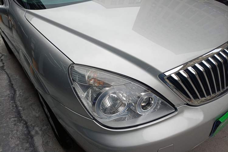 Used Buick GL8 2014 2.4L Classic Edition Right Front Headlight